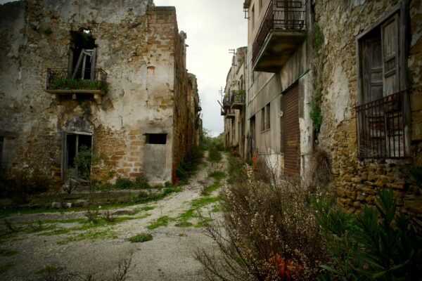 New Mexico’s Wild West Legacy: Must-Visit Ghost Towns Near ABQ